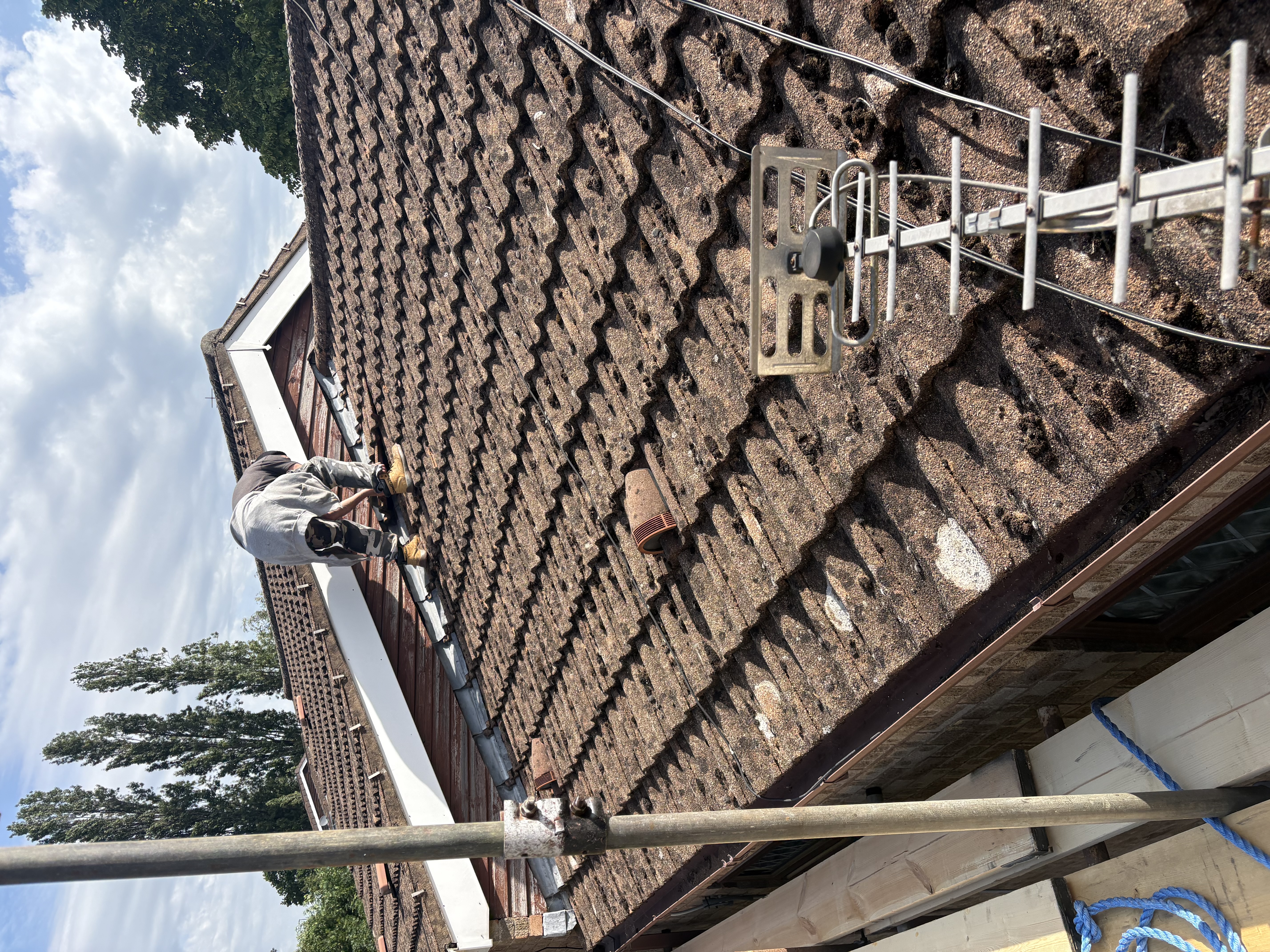 Roofer work 2